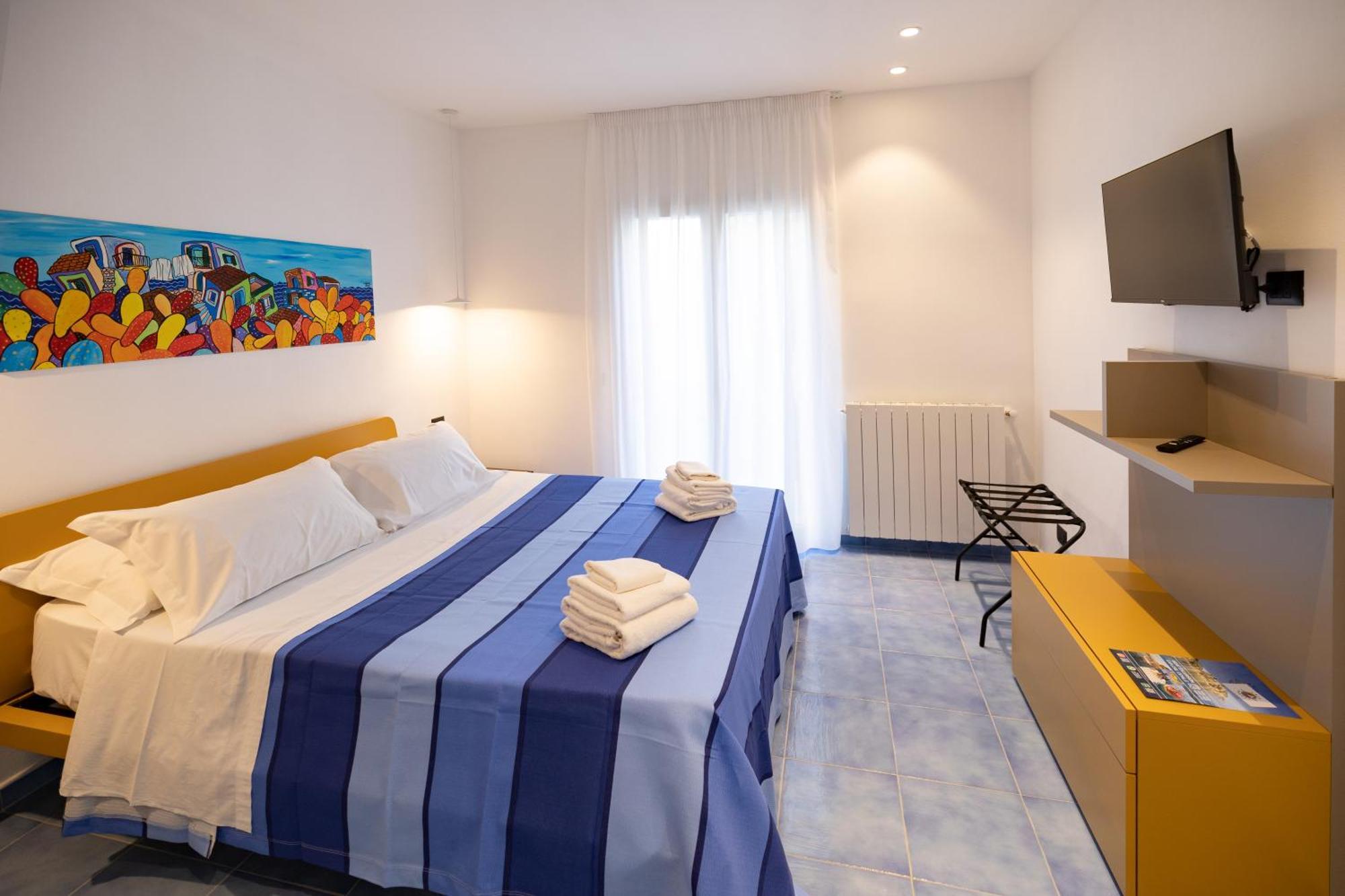 Aura Maris Beach Residence Mazzaforno Cefalú Exterior foto